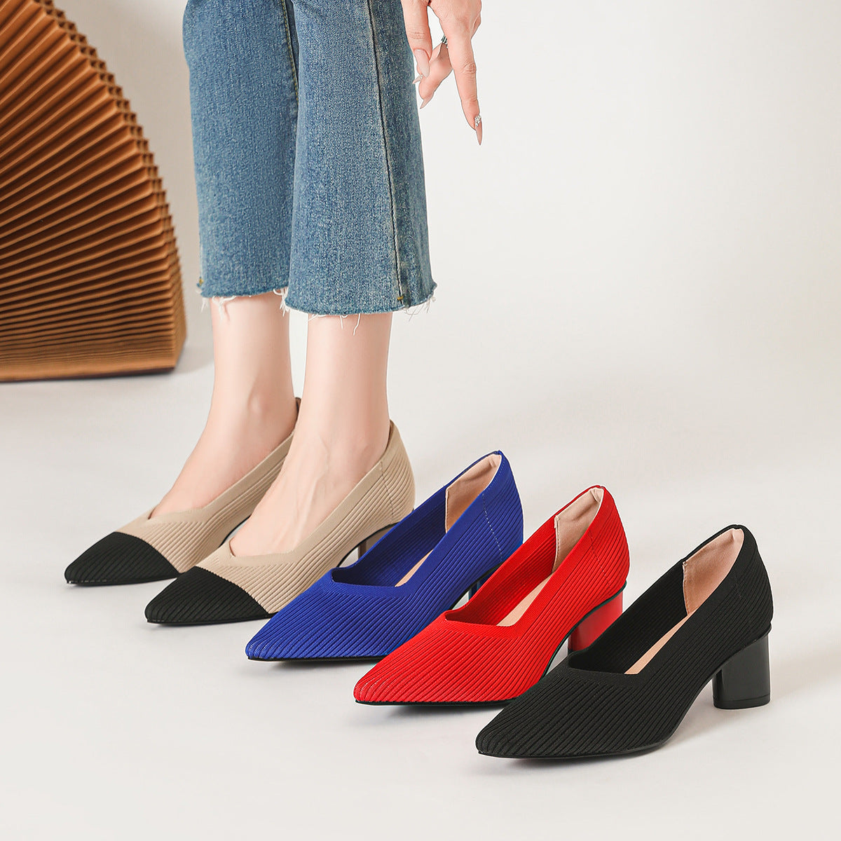 Princess High-Heeled girls Chunky Heel New Style Pointed Toe V-Cut Straight Pattern Solid Color Versatile French-Style Girl's Single Shoe Fashionable Women's Mid-Heel