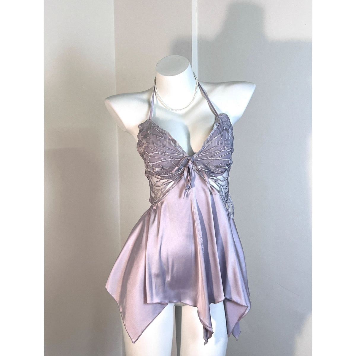 Sexy Pajamas Women's Ice Silk Sling Butterfly Lace Belt Chest Pad Pure Desire High-end Style Dating Battle Gown Nightgown Women's Summer