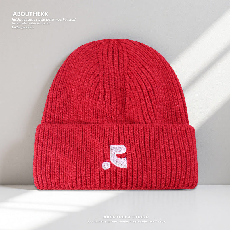 Autumn and Winter Warm Hats for Female Celebrities, Same Style Letter Knitted Hats for Students and Couples, Pullover Cold Hats, Wholesale Woolen Hats for Men