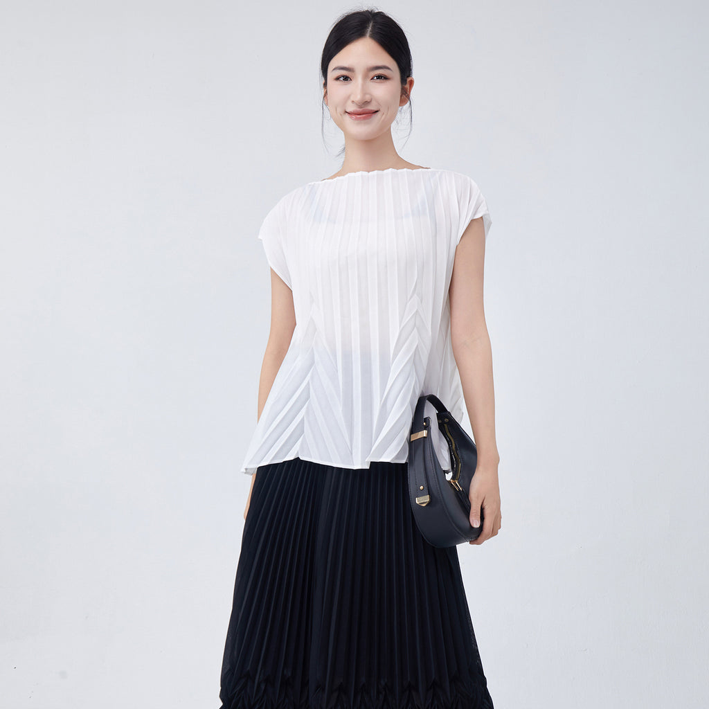 Fashion Women's Clothing 2026 Summer Hot-Selling Tops and Shirts, Stylish, Loose, Simple, Versatile for Commuting, Miyake-Style Short-Sleeve T-Shirts