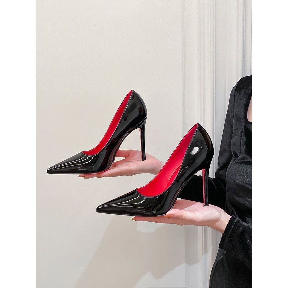 2026 Black Patent Leather Red-Soled High-Heeled Shoes with Pointed Toe, Shallow Mouth, Thin Heels, High-End Sexy Single Shoes, Nightclub Work Shoes