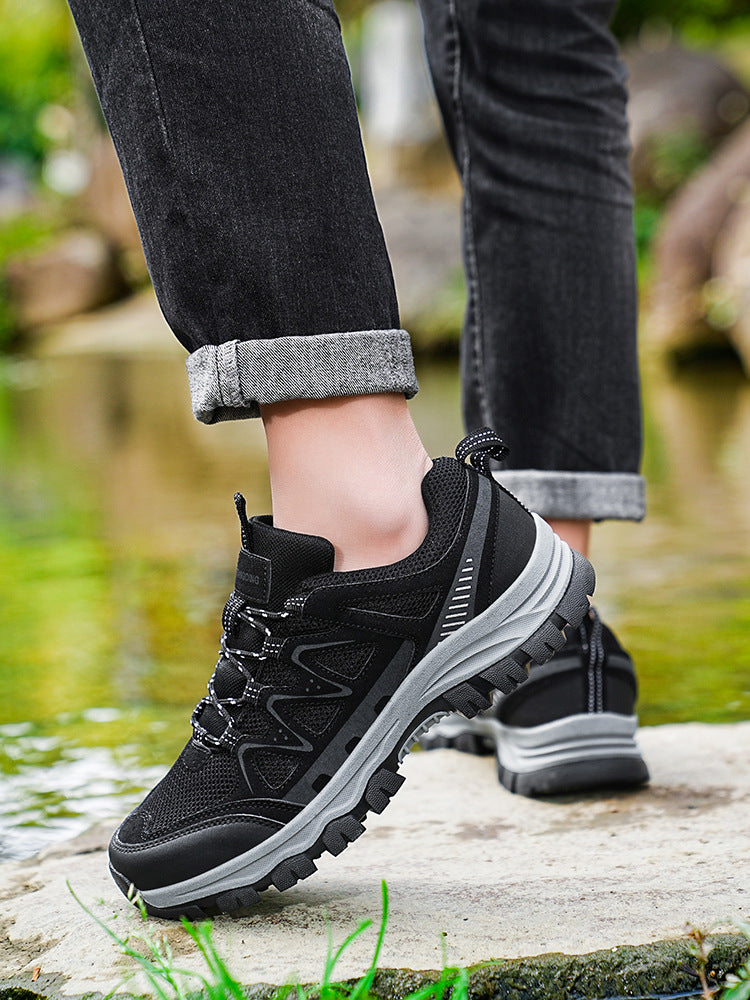 Summer Men's Shoes Breathable Mesh Outdoor Casual Low-top Hiking Mountaineering Sneakers Non-slip Wear-resistant Mesh Shoes Men's Spring