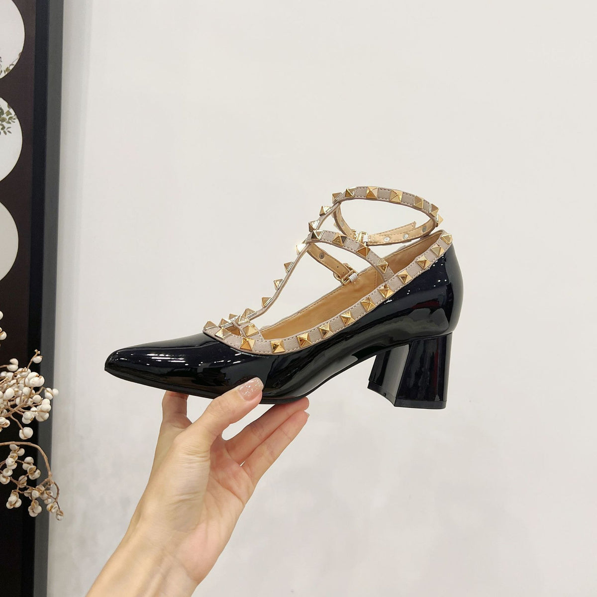 Increased 8cm Patent Leather Rivet Pointed High Heels Women's 2025 Spring New Sexy Foot Ring Buckle with Chunky Heel Single-layer Shoes