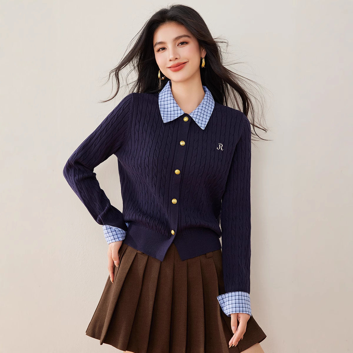 2024 Winter New Fake Two-piece Sweater Plaid Stitching Twisted Knit Sweater Fashionable Design Sense Top for Women