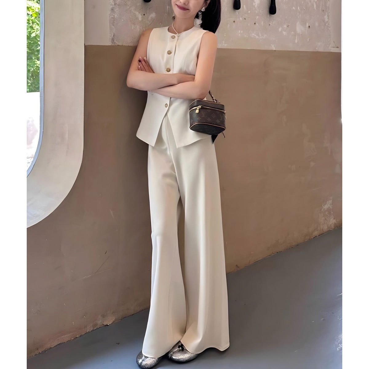 A Complete Set of Summer Outfits That Are Unique, Beautiful and Super Popular, Age-Reducing, Small-Scented Sleeveless Vest Suits and Pants for Women