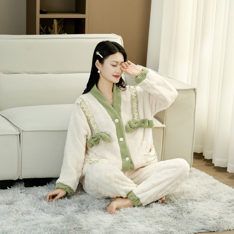 Pajamas Women's Autumn and Winter New Lazy Style V-neck Long-sleeved Princess Style Dormitory Warm Coral Fleece Home Clothes for Outer Wear
