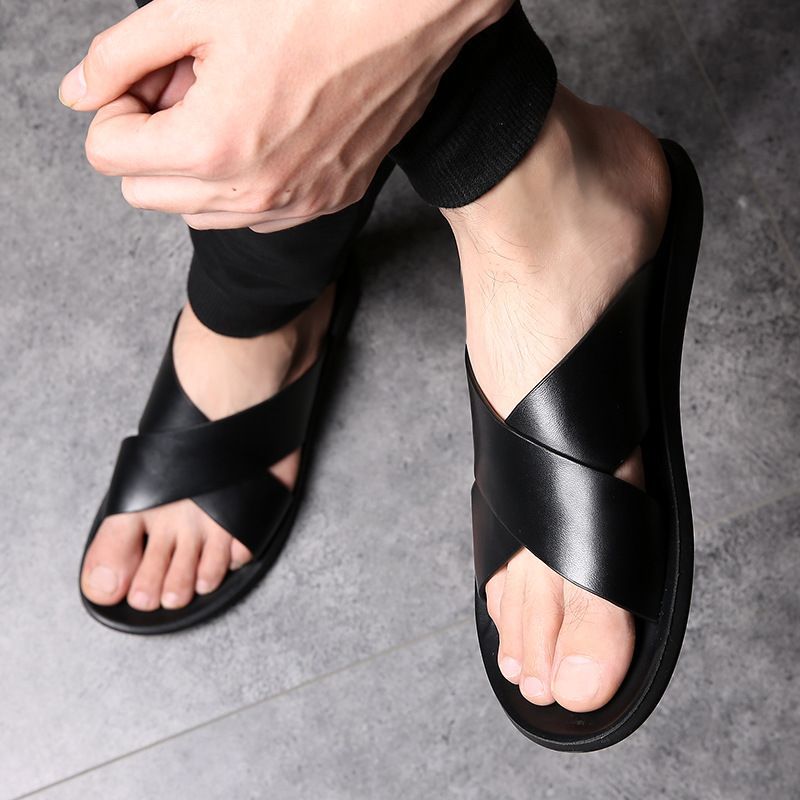 Summer New Outdoor Wear Slippers Men's Genuine Leather Korean Style Fashionable Men's Sandals Non-Slip Slides Men's Beach Shoes