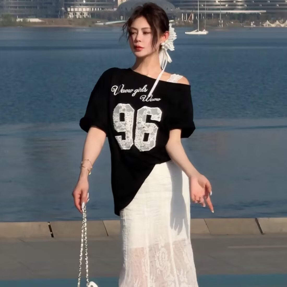Summer beautiful wear suit 2025 ~ new Korean fashion lace shoulder T-shirt fishtail skirt two-piece set