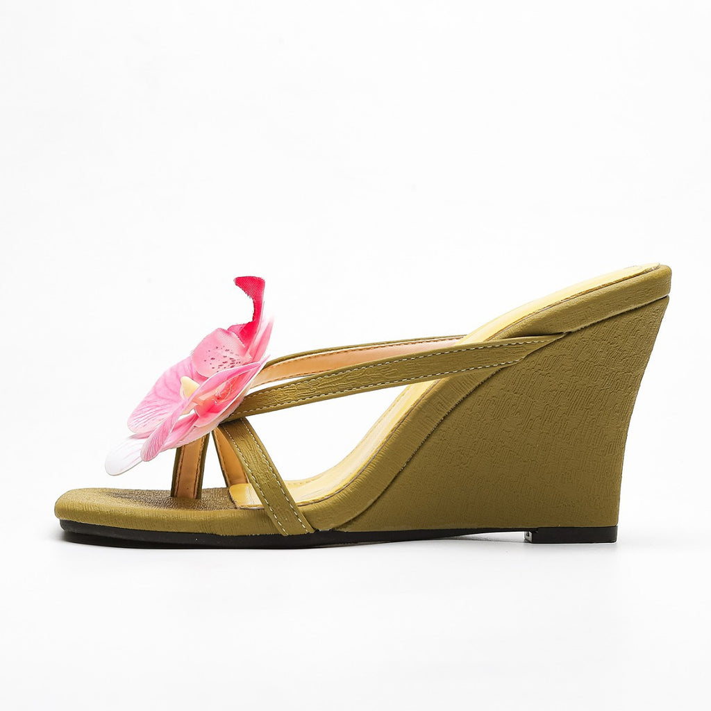 Cross-Border Large Size Women's Shoes Square Toe Wedge Heel Flip-Flops Outer Wear Half-Drag Wedge High Heels Women's Thai Niche Flower Sandals