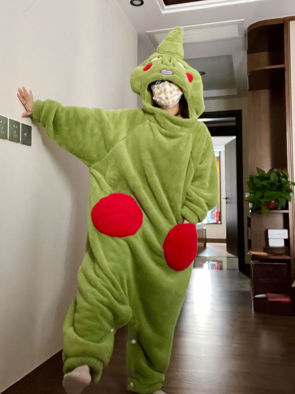 Lingneng 100% Dimple Pajamas, Winter Flannel One-Piece Pajamas, Home Clothes for Men and Women, Can Be Worn Outside