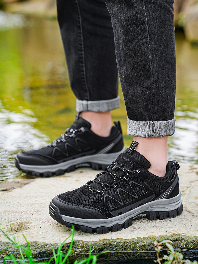 Summer Men's Shoes Breathable Mesh Outdoor Casual Low-top Hiking Mountaineering Sneakers Non-slip Wear-resistant Mesh Shoes Men's Spring