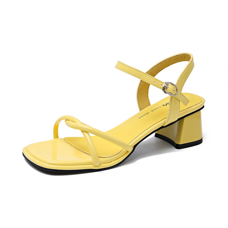 Lady Shoes Silver High Heels 2025 Summer New Style French Style Matching Skirt Not Tiring Feet Super Beautiful Medium Heel Sandals