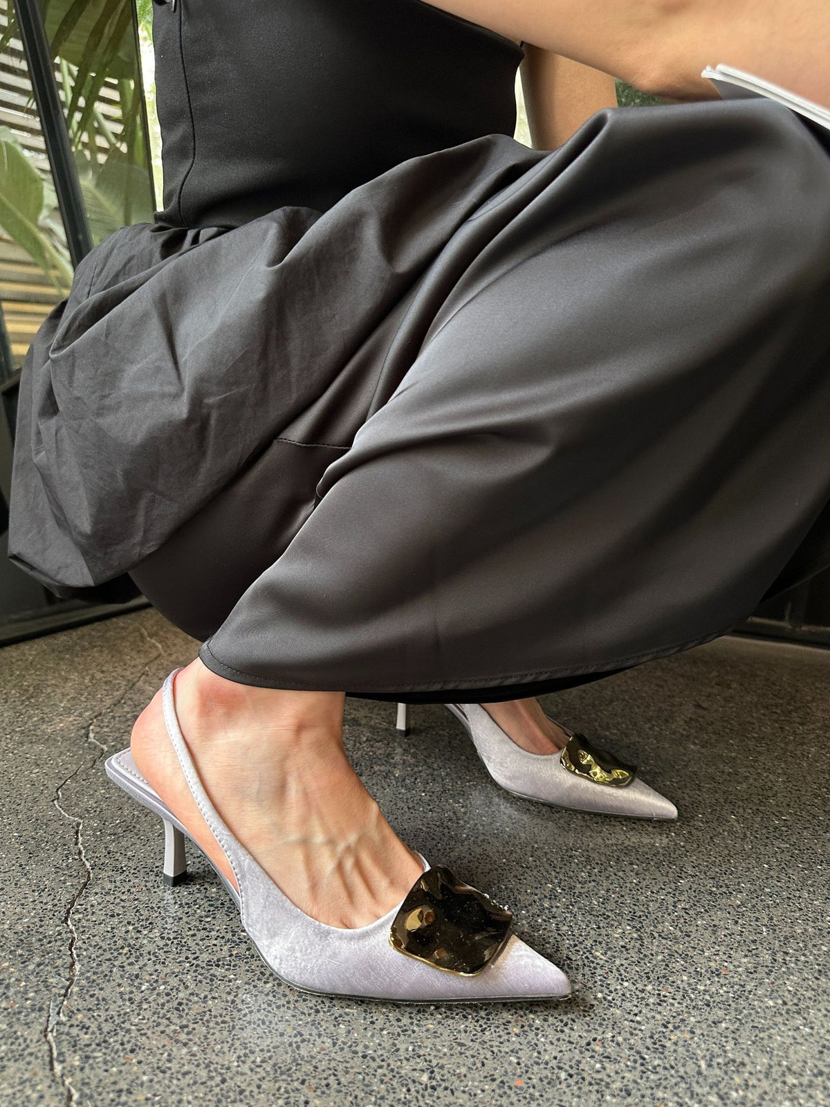 girls Design-Inspired Niche High Heels 2025 Spring/Summer New Simple Fashion Single Shoes with Metal Buckle Pointed Toe Shallow Mouth Closed-Toe Single Shoes