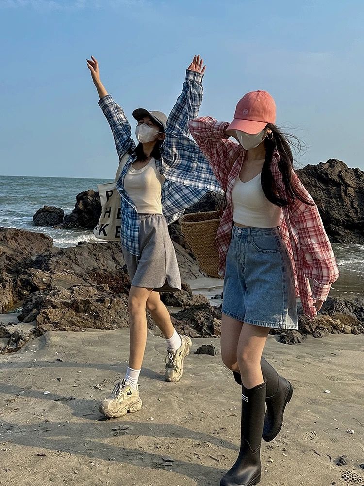 Cross-Border Japanese-Style Women's Autumn Tops Plaid Shirts Thin Sun-Protective Shirts Blouses Cross-Border Popular French-Style Plus-Size Casual