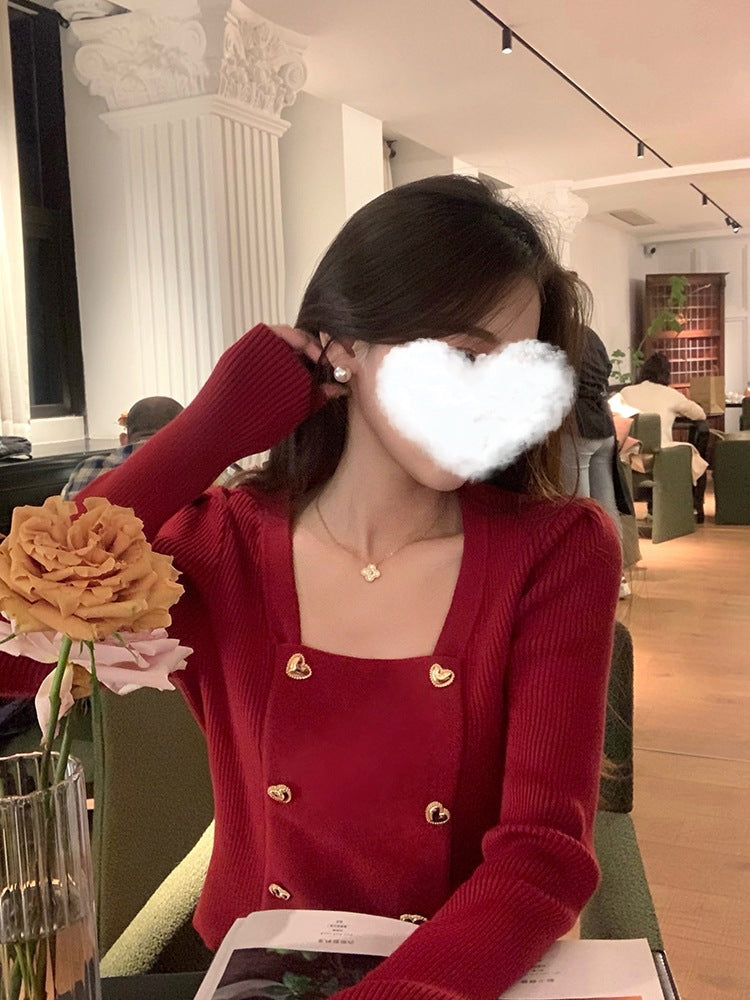Design red bottoming sweater undershirt for women 2023 early spring new top square collar sweater slimming