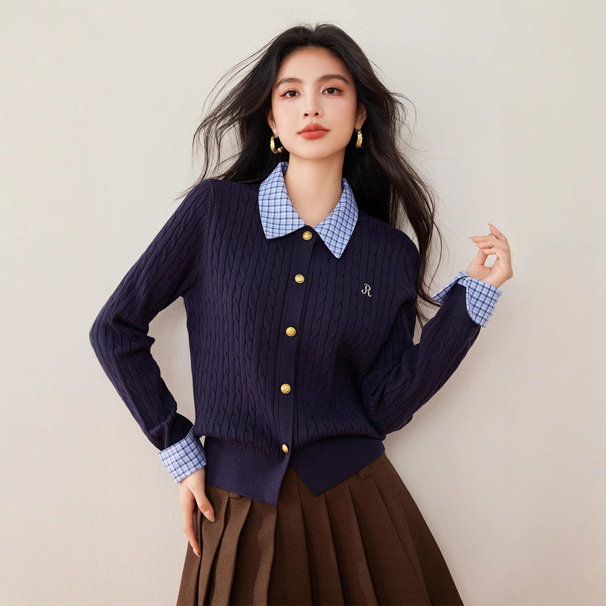 2024 Winter New Fake Two-piece Sweater Plaid Stitching Twisted Knit Sweater Fashionable Design Sense Top for Women