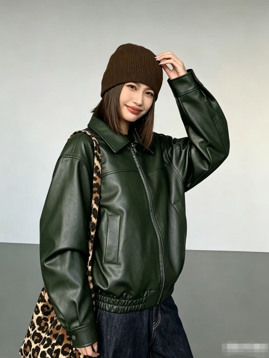 Foreign Trade Wholesale Autumn and Winter New Women's Clothing High-End Style Lapel Long-Sleeved Zipper Faux Leather Casual Jacket