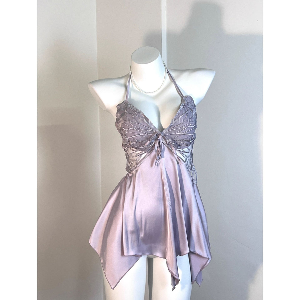 Sexy Pajamas Women's Ice Silk Sling Butterfly Lace Belt Chest Pad Pure Desire High-end Style Dating Battle Gown Nightgown Women's Summer