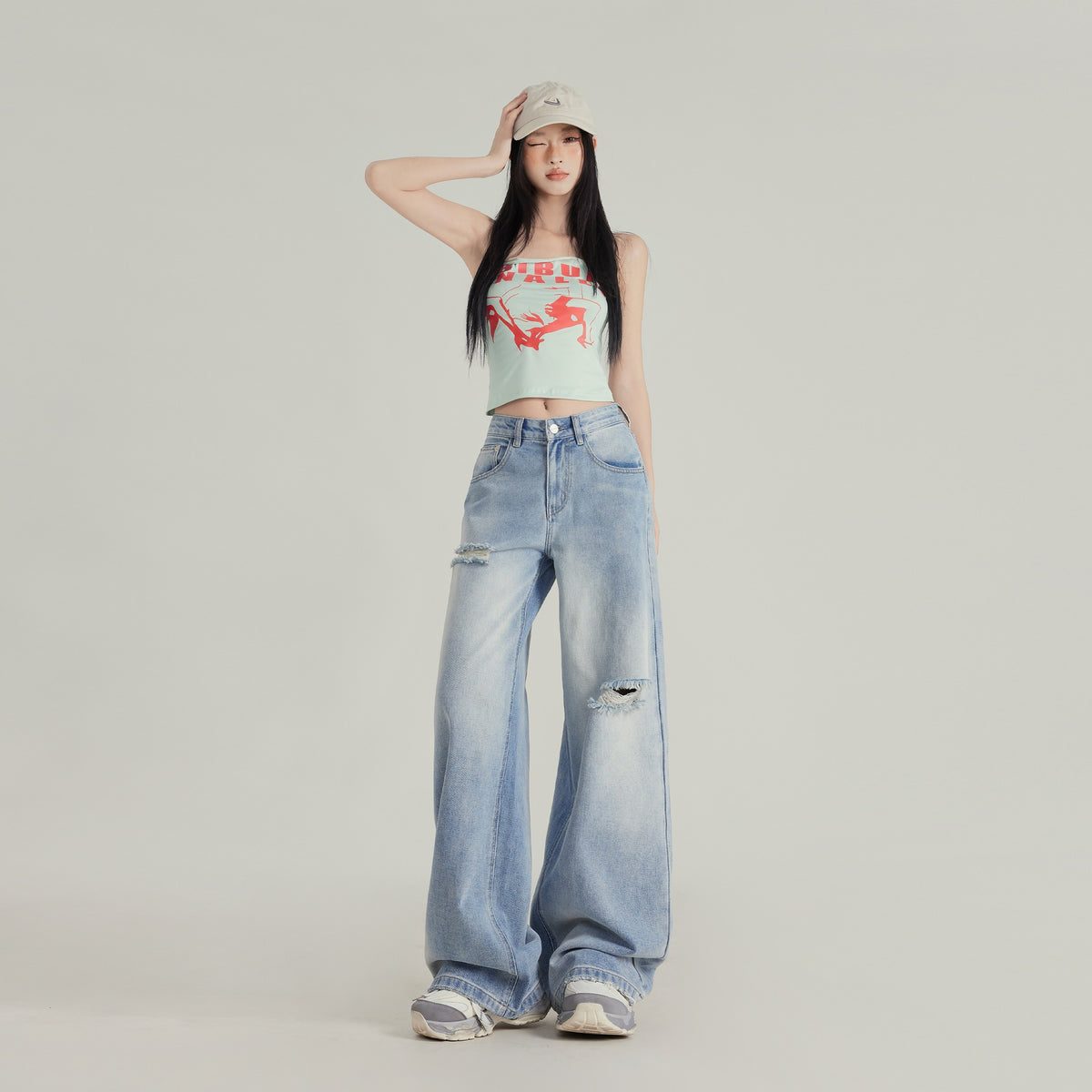 High Street Personality Light-Colored Ripped Jeans for Women, New Spring and Summer Loose Slimming Drapey Distressed Straight Wide-Leg Pants