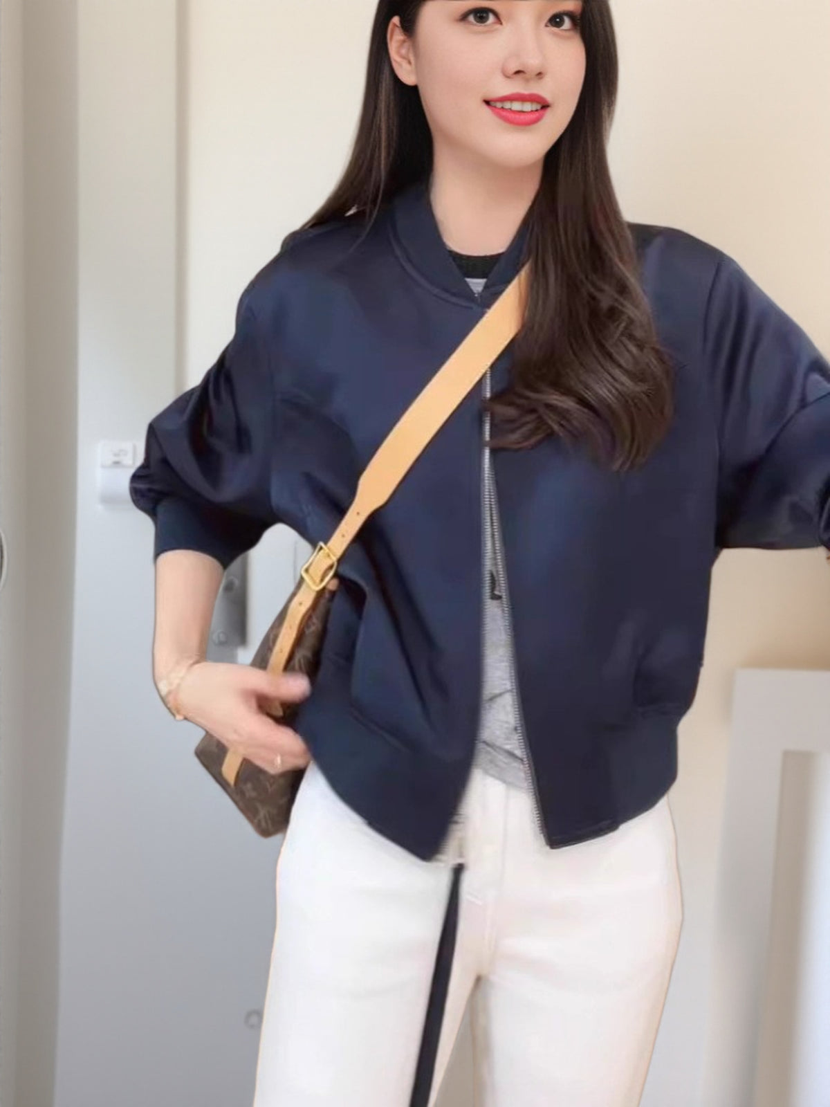 Baseball Uniform Short Jacket Women's 2025 Autum New Style Light Luxury High-End Super Hot Age-Reducing Jacket Top