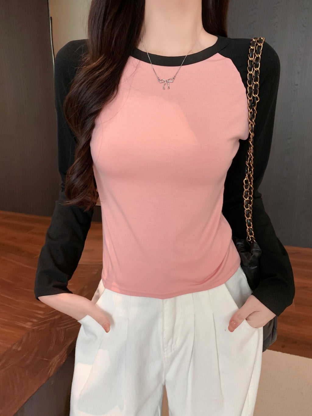 Autumn New Long-Sleeved T-Shirt for Women, Contrasting Raglan Sleeves, Slim Round Neck, Short T-Shirt, Customized Group Clothing, Women's Tops