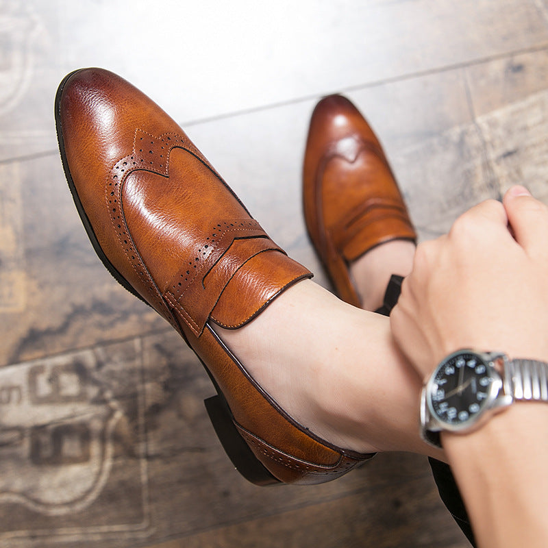 Men's Loafers Cross-Border Large Size New Business Leather Shoes Fashionable Men's Retro Carved Pointed Shoes Dropshipping