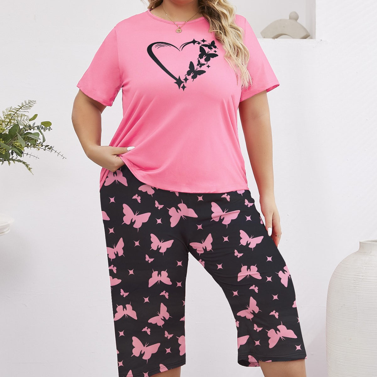 Cross-border plus size Outfit Pajamas for suit Women's Loose Crewneck Comfortable Short-sleeved Cropped Pants Pajamas