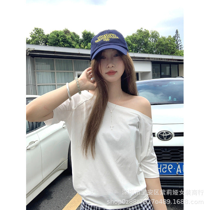 Designed Off-Shoulder Gray Short-Sleeved T-Shirt for Women, Loose Casual Simple Sloping Shoulder Black Top