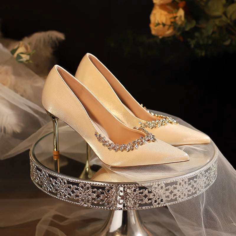 Beautiful Wedding Shoes for Women 2026 New Style Main Wedding Dress Xiuhe Dual-Wear Bridal Shoes French Style Stiletto Heel Rhinestone Pointed Toe High Heels