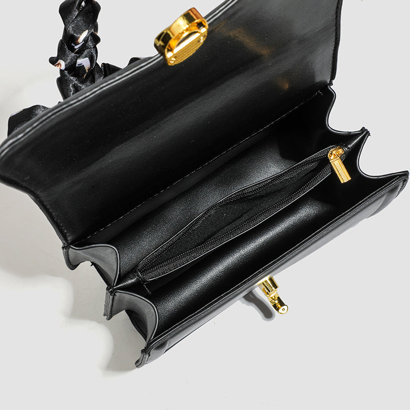 High-End Stylish Small Handbag for Women 2026 New Model Handbag Versatile Trendy Crossbody Bag