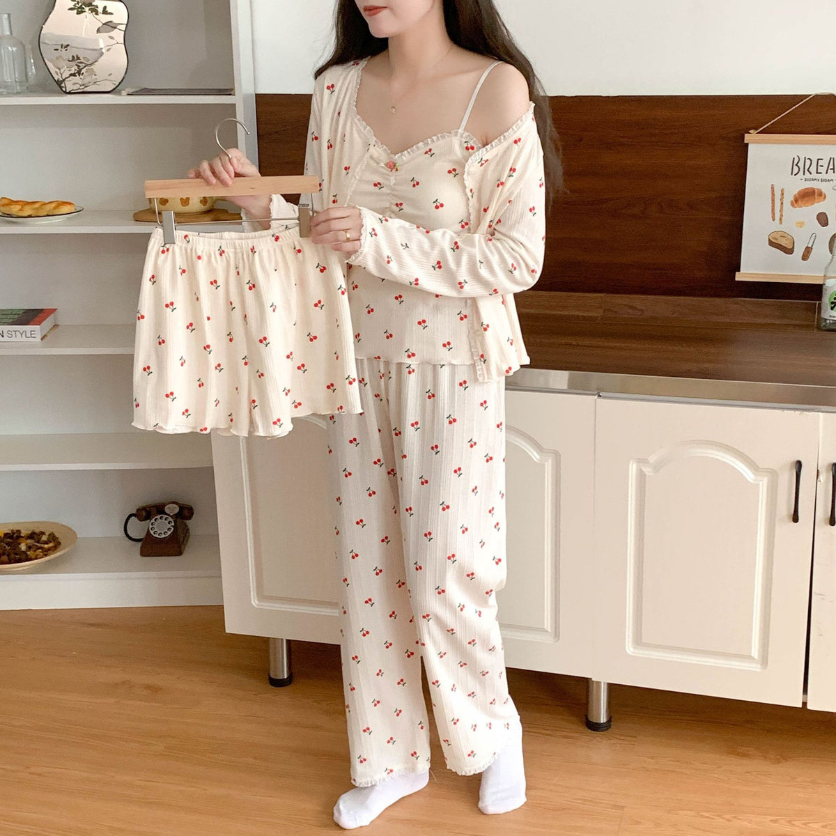 Autumn and Winter New Style Pajamas with Chest Pad Female Princess Style Sexy Knitted Cotton Four-piece Home Clothes for Four Seasons