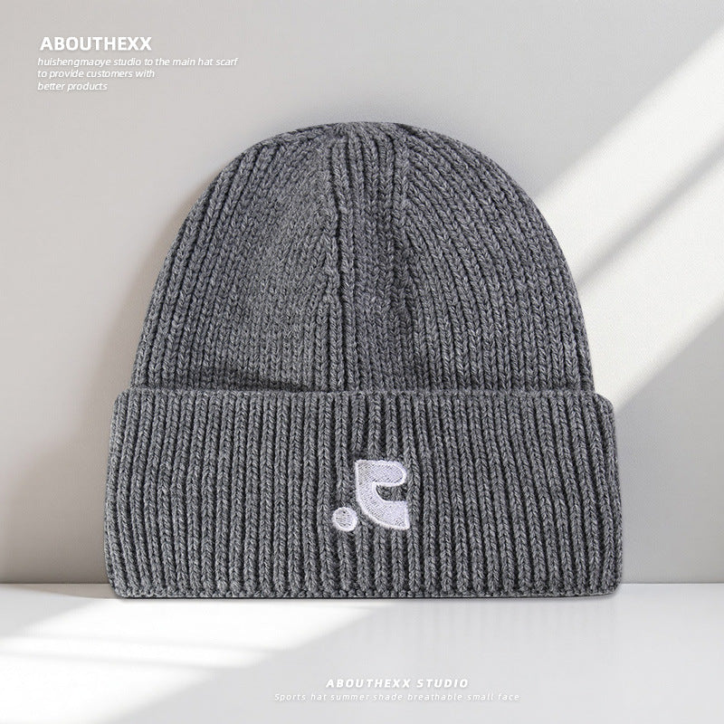 Autumn and Winter Warm Hats for Female Celebrities, Same Style Letter Knitted Hats for Students and Couples, Pullover Cold Hats, Wholesale Woolen Hats for Men