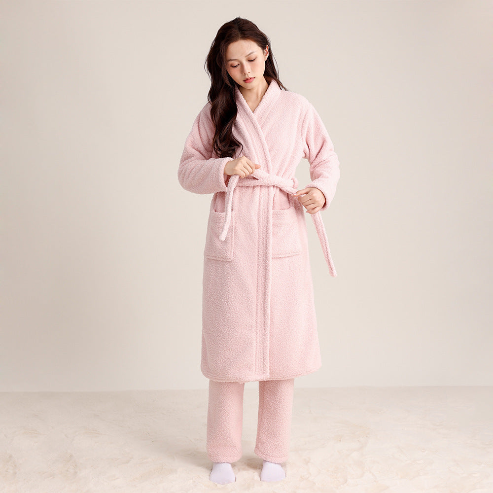 Autumn and Winter New Imitation Half-Velvet Nightgown, Warm and Thickened Bathrobe, Couple Pajamas, Long Loose Style, Can Be Worn Outside as Home Clothes