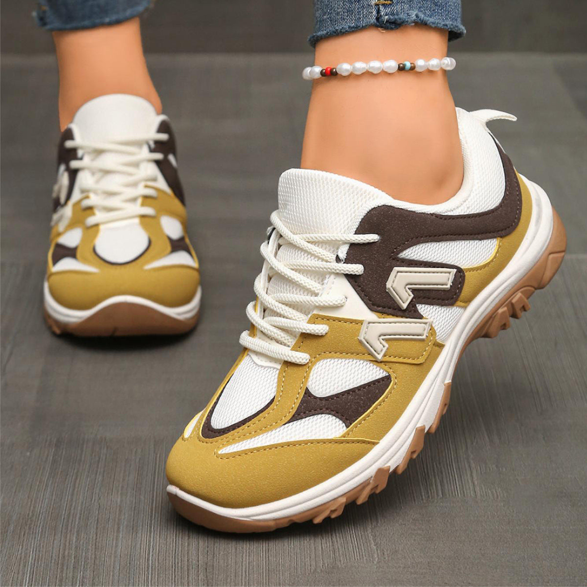 2025 Autumn New Sports Casual Shoes 42 Large Size Women's Shoes Thick Sole Anti-Slip Lace-Up Student Running Shoes Single Shoes