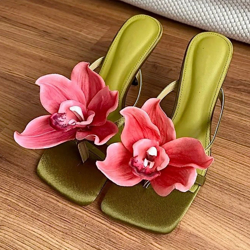 Cross-Border Large Size Women's Shoes Square Toe Wedge Heel Flip-Flops Outer Wear Half-Drag Wedge High Heels Women's Thai Niche Flower Sandals