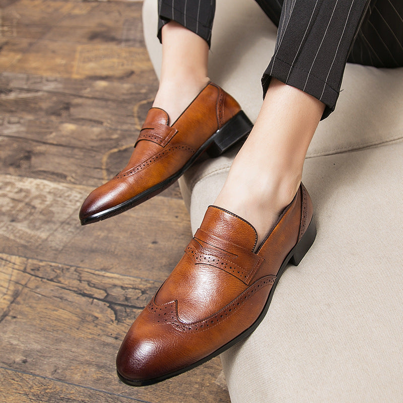 Men's Loafers Cross-Border Large Size New Business Leather Shoes Fashionable Men's Retro Carved Pointed Shoes Dropshipping