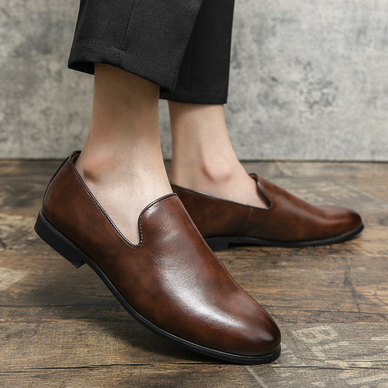 Spring and Autumn Loafers Men's British Bean Shoes Business Casual Slip-on Lazy Youth Dress Stylist Leather Shoes