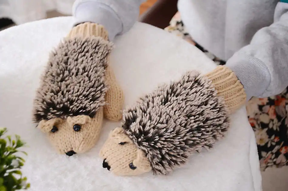Women's All Finger Cartoon Hedgehog Gloves Cute Girls' Winter Knitted Gloves