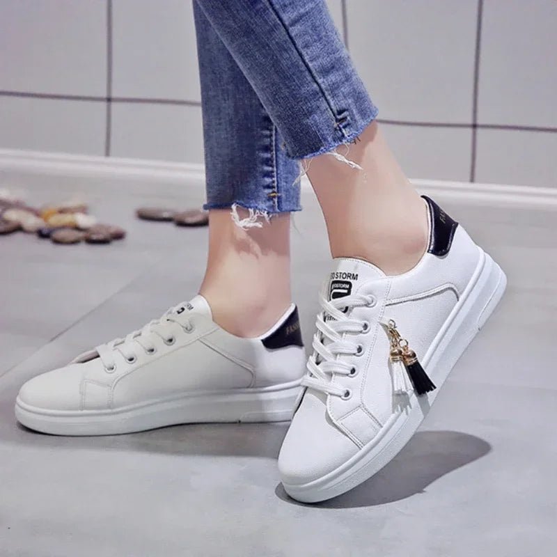 Women Sneakers White Casual Shoes Outdoor Low Top Running Shoes PU Leather Lightweight Shoes Desginer Flat Women Vulcanized Shoe