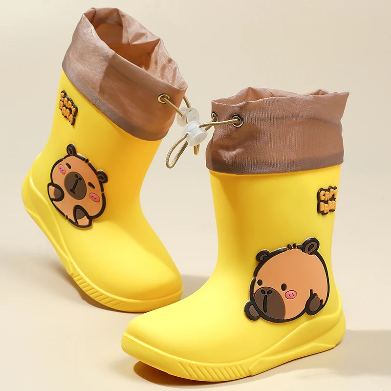 One Pairs of toddler Mid-Calf Rain Boots For Boy and Girl Comfortable Soft Sole Capybara Rubber Water Shoes Elastic Band
