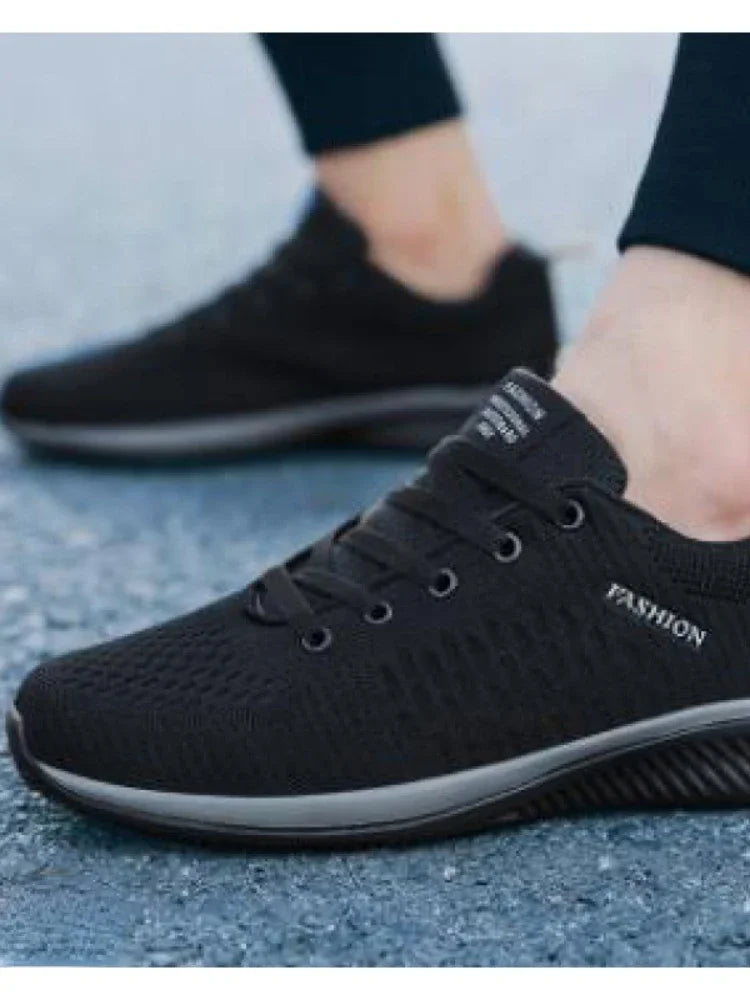 Men Sneakers Lightweight Running Sport Shoes Walking Casual Breathable Shoe Non-Slip Comfortable Big Size 35-47 Chaussure Homme