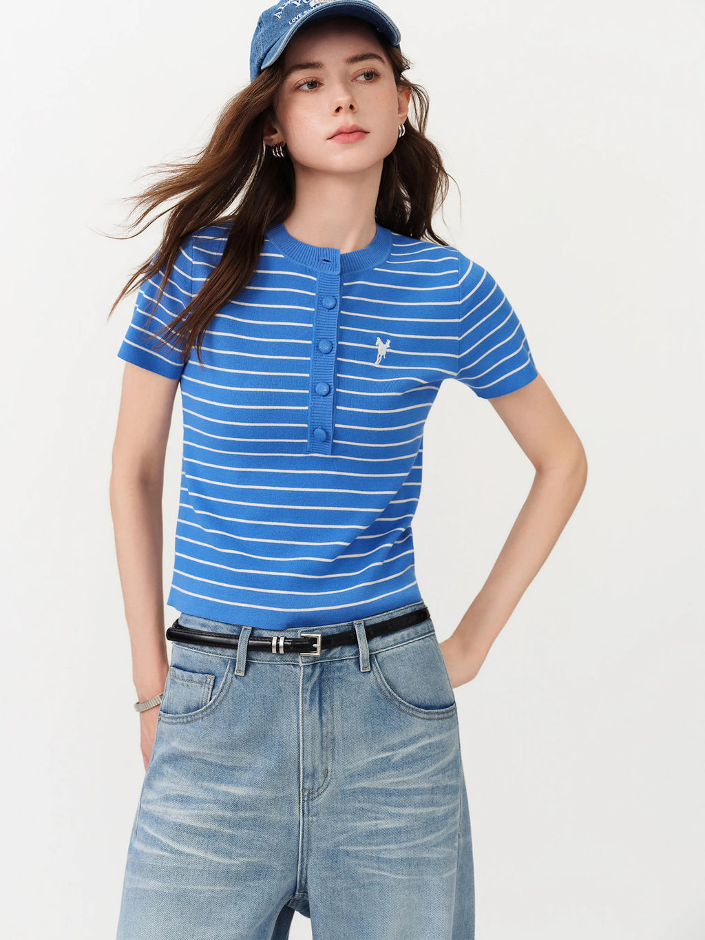 FSLE Vintage Styled Striped Knit Top for Women 2026 Summer New Arrival Short Sleeve Slim-Fit Henley Sweater Crew Neck T-shirt