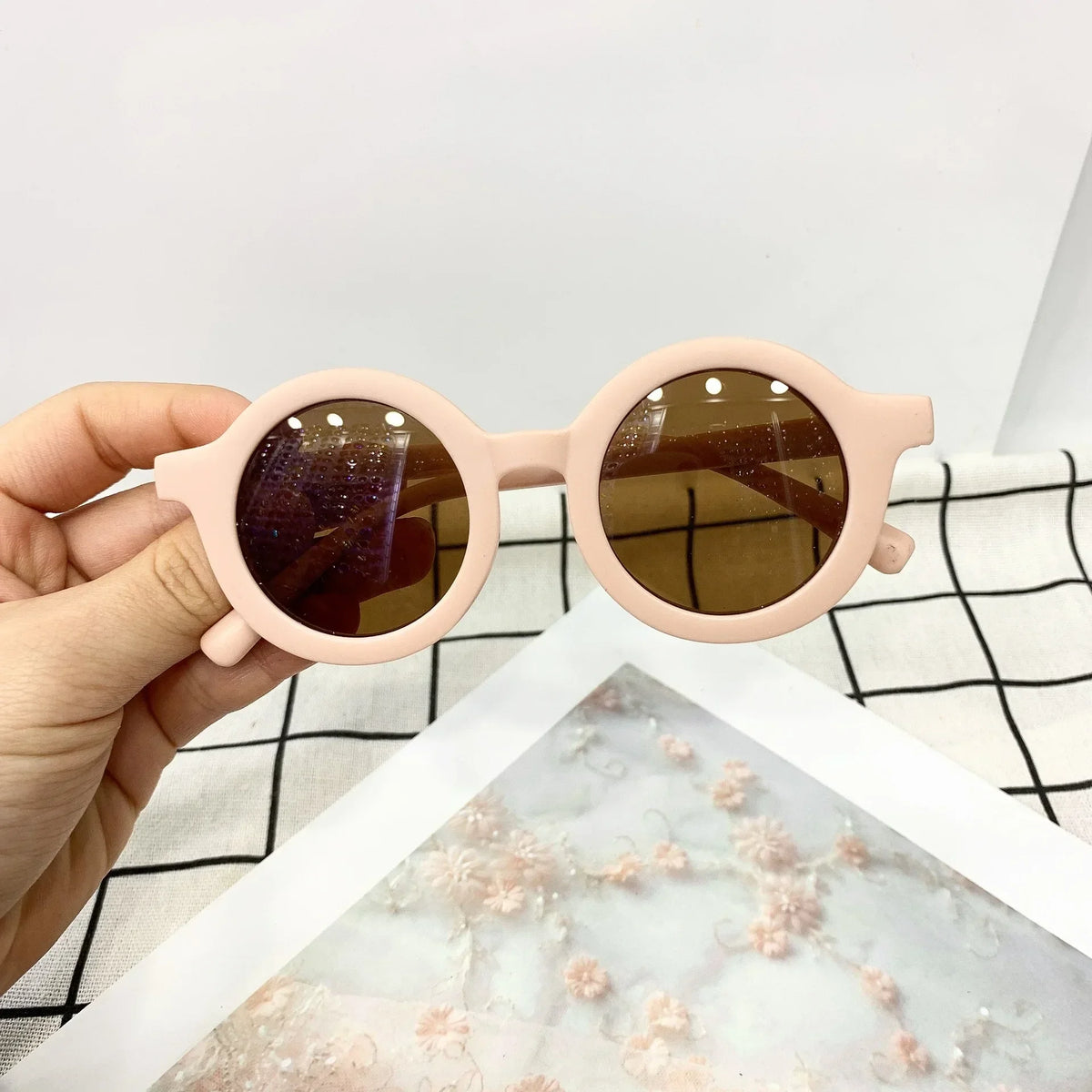 Fashion Cute Kids Sunglasses Parent Child Frosted Eyeglasses New 1-8Year Old Baby Decorative Sun Glasses Trendy Eyewear