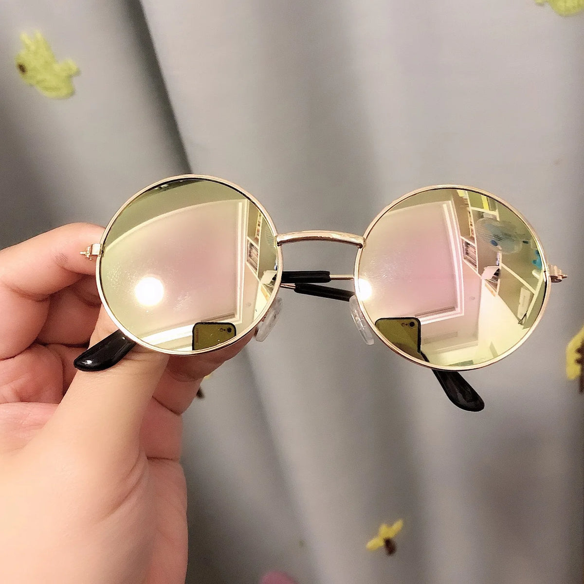 Round Kids Sunglasses Metal Frame Vintage Boys Girls Punk Glasses UV400 Eyeglasses Children 2-8 Years Old Visor Mirror Eyewear
