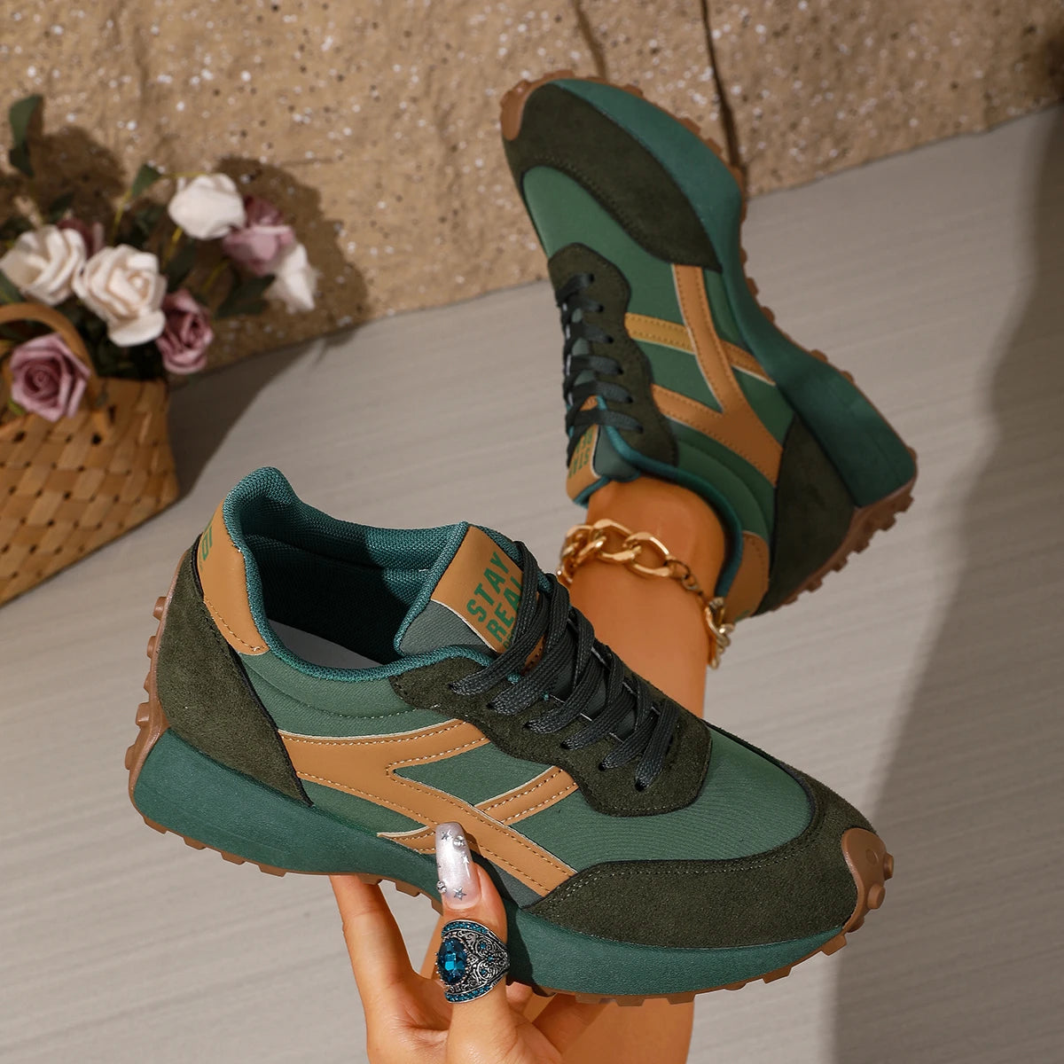 Women Sneakers  Casual Woman Lace Up Sport Shoes Luxury Platform Shoes Womens Leisure Light Anti-slip Running Shoes