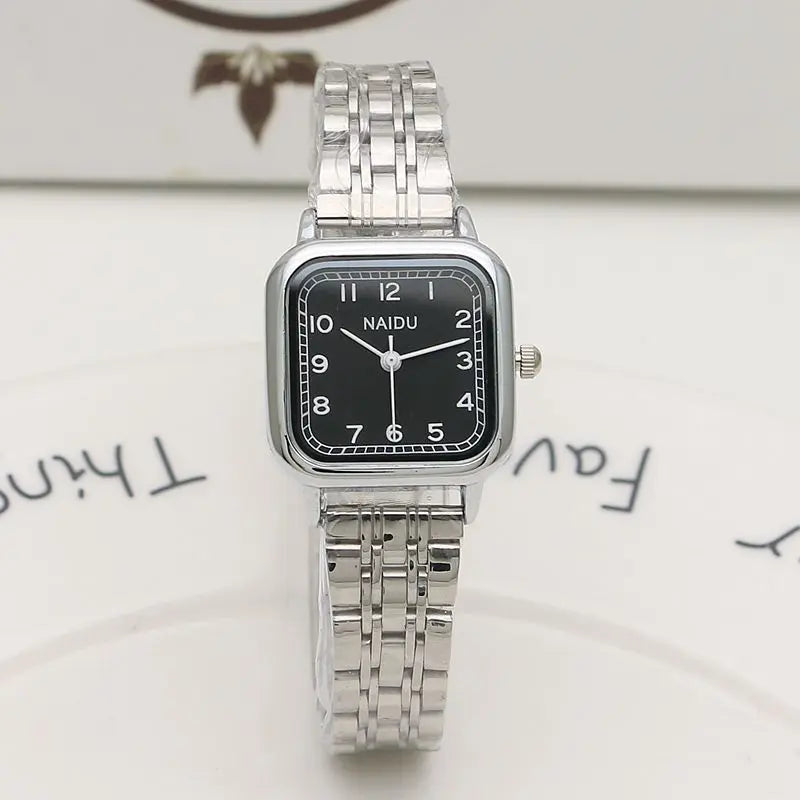 Women Quartz Watch Luxury Fashion Square Sliver Case Band Roman Numerals Dial Female Watches Niche New Ladies Dress Wristwatch