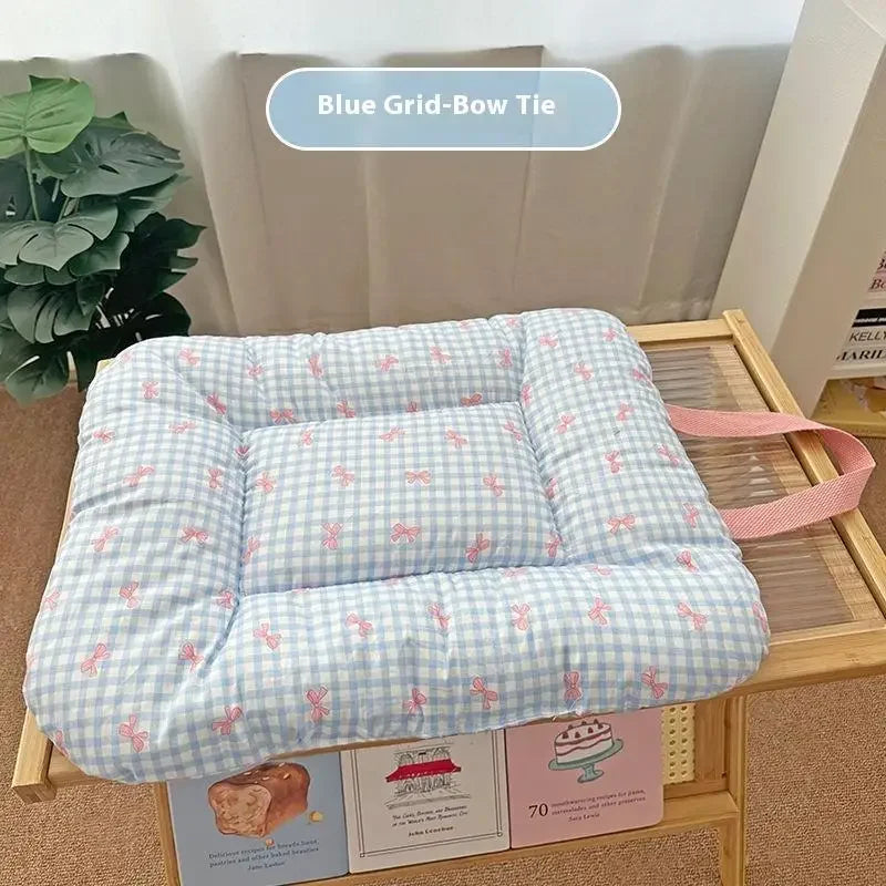 Cute Soft Checkered Bow Pet Bed Universal Four Season Usage Dog and Cat Cotton Mattress Furniture and Accessories for Pets.