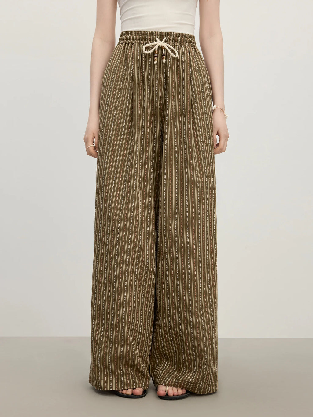 FSLE 2025 Summer Women's Relaxed-Fit Wide-Leg Trousers - Subtle Stripes & Airy Viscose Blend for Effortless Leisure