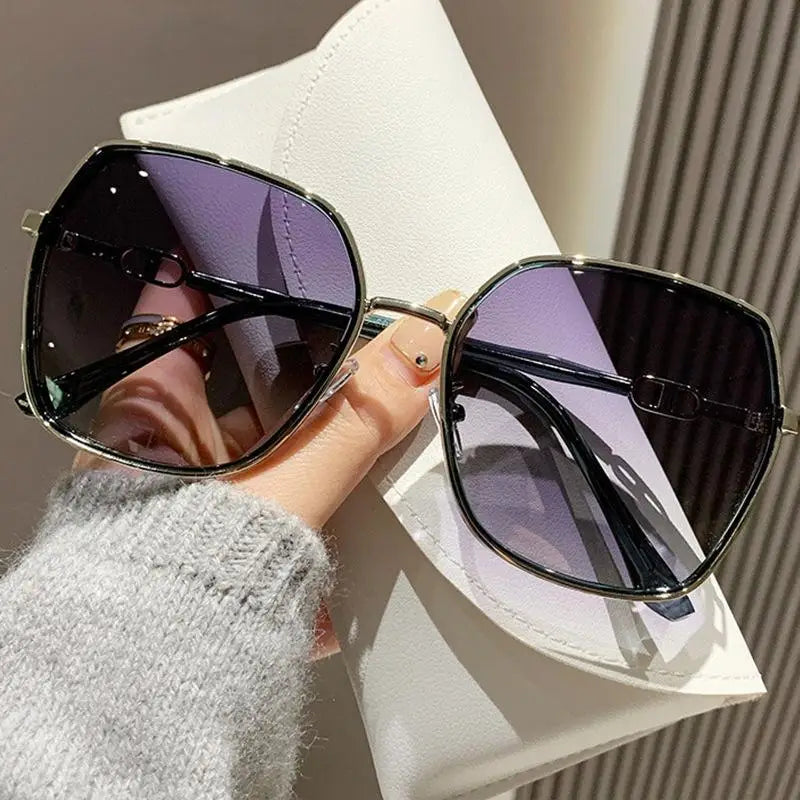 Sunglasses for Women Men Protection Shades Fashionable Oval Cat Eye Square Frame Polarized Sun Glasses for Driving Outdoor