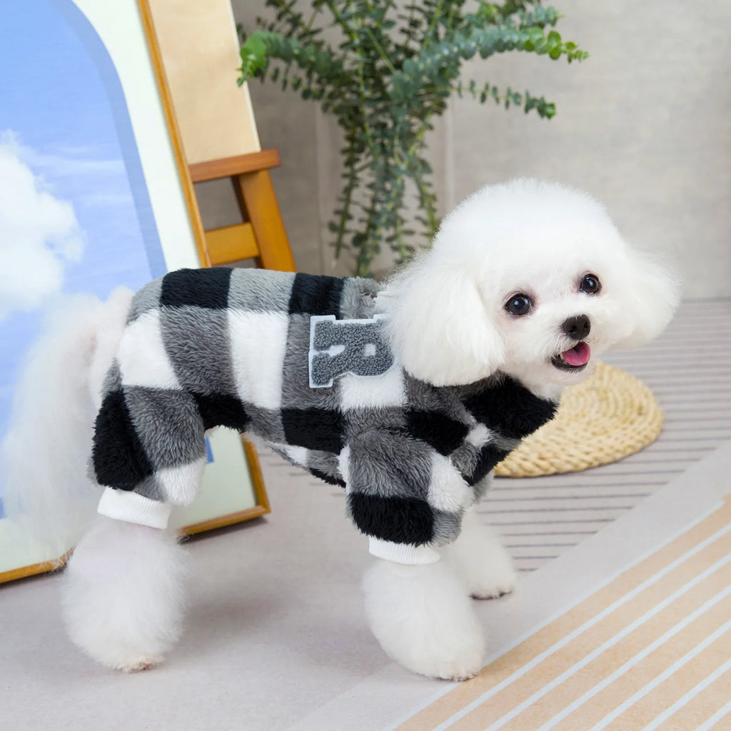 Pet clothing dog clothes European and American fashion autumn and winter cat belt traction out warm large plaid fleece